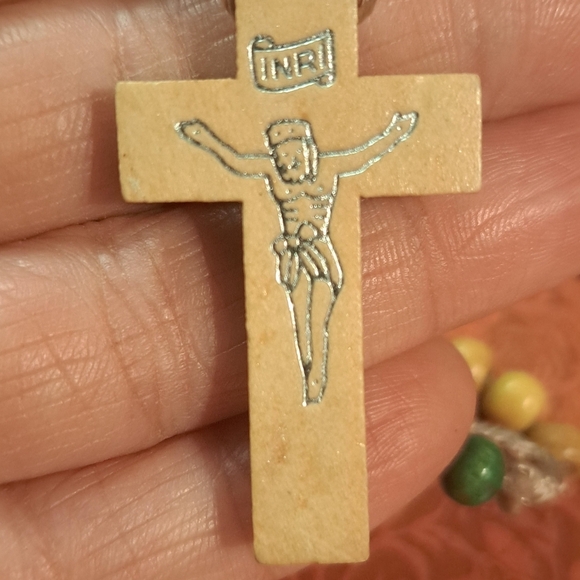 Multicolor Wooden Rosary - Picture 4 of 4